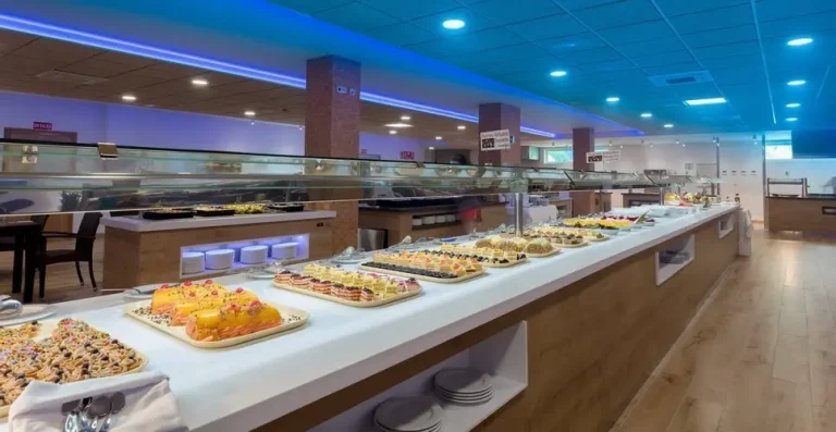 2U8A9689 caribe restaurant1 768x397