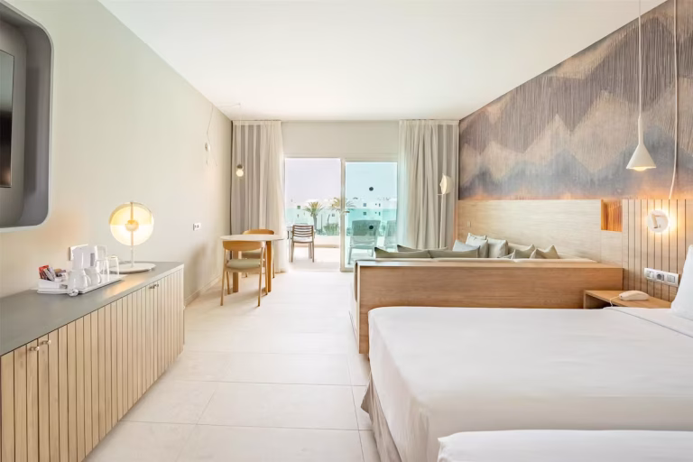 HABITACION RADISSON BLU RESORT 768x512
