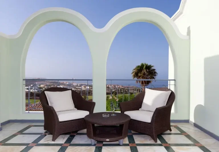 balcon hotel suite villa maria 768x534
