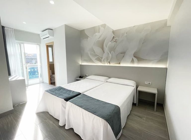 habitacion hotel maria del mar 1 768x563